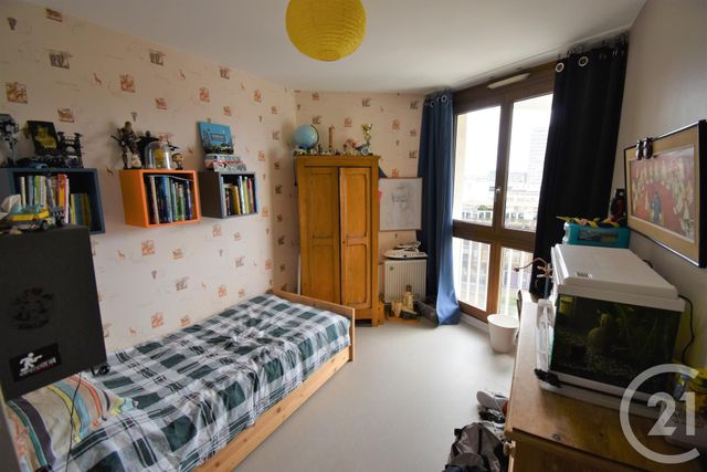 Afficher la photo en grand Appartement T5 à vendre - 5 pièces - 106,57 m2 - RENNES - 35 - BRETAGNE