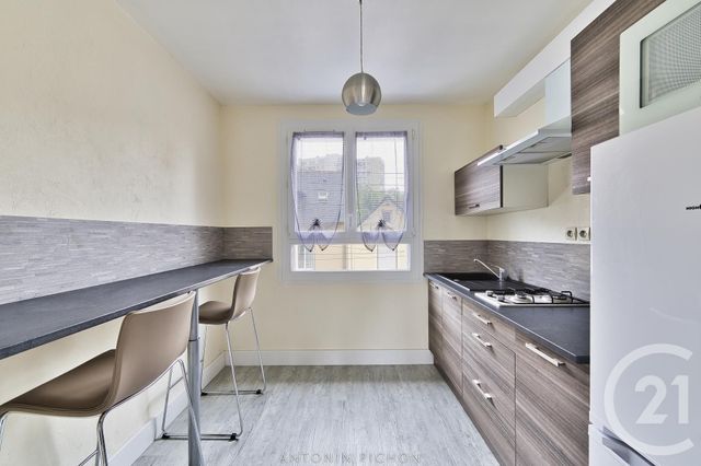 Afficher la photo en grand Appartement T3 à vendre - 3 pièces - 51,48 m2 - RENNES - 35 - BRETAGNE