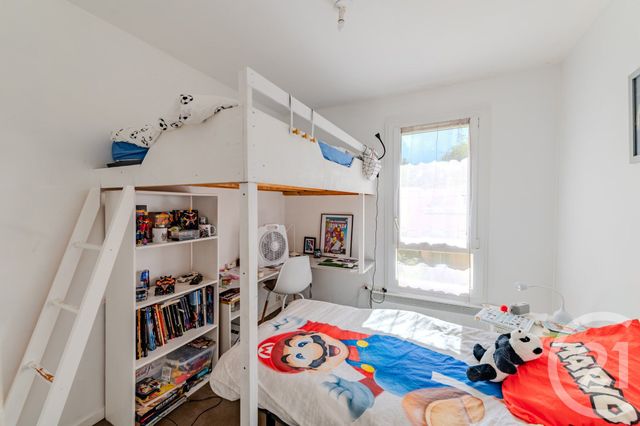 Afficher la photo en grand Appartement T4 à vendre - 4 pièces - 80,74 m2 - Rennes - 35 - BRETAGNE