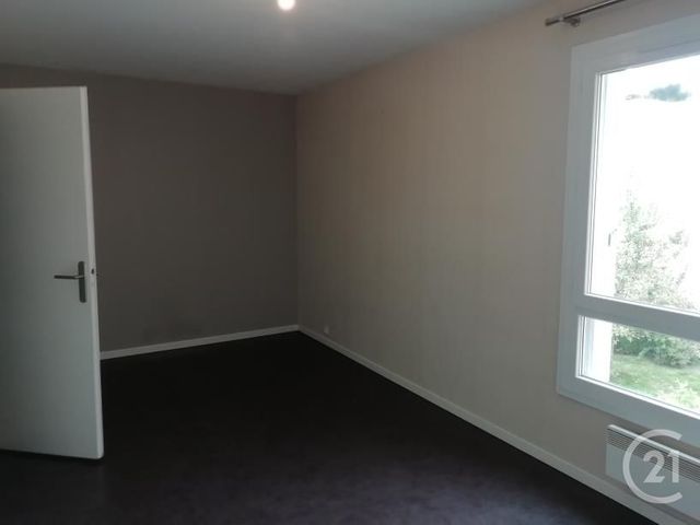 Afficher la photo en grand Appartement T4 à vendre - 4 pièces - 80,74 m2 - Rennes - 35 - BRETAGNE