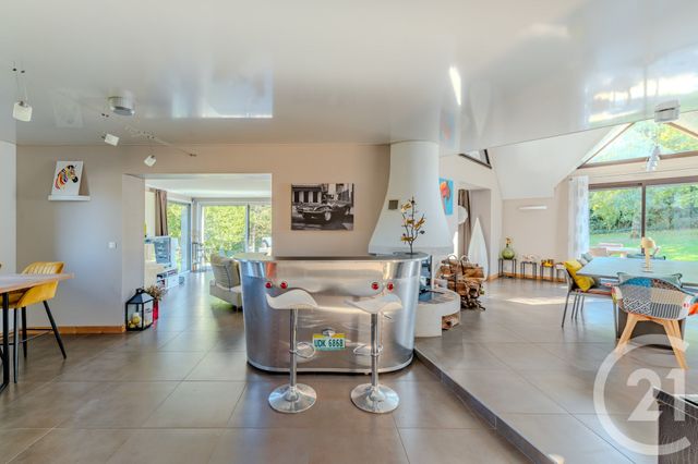 Afficher la photo en grand Maison à vendre - 8 pièces - 232 m2 - Laille - 35 - BRETAGNE