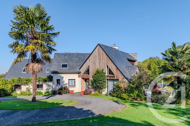 Afficher la photo en grand Maison à vendre - 8 pièces - 232 m2 - Laille - 35 - BRETAGNE