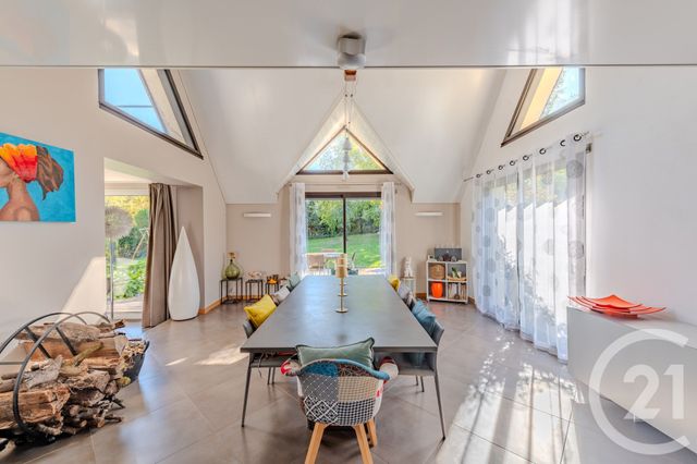 Afficher la photo en grand Maison à vendre - 8 pièces - 232 m2 - Laille - 35 - BRETAGNE