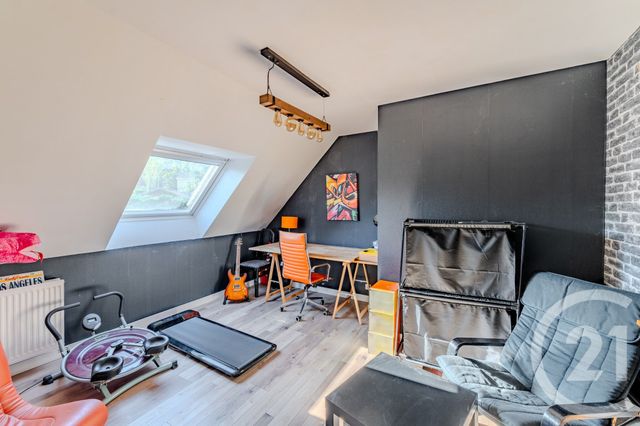 Afficher la photo en grand Maison à vendre - 8 pièces - 232 m2 - Laille - 35 - BRETAGNE