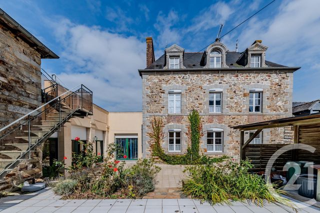 Maison à vendre - 12 pièces - 374,51 m2 - Vitre - 35 - BRETAGNE