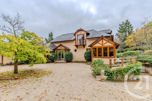 Maison à vendre - 7 pièces - 207 m2 - Argentre - 53 - PAYS-DE-LOIRE