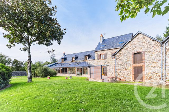 Maison à vendre - 17 pièces - 560,33 m2 - Ste Suzanne Et Chammes - 53 - PAYS-DE-LOIRE