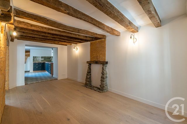Afficher la photo en grand Maison à louer - 8 pièces - 168 m2 - Laval - 53 - PAYS-DE-LOIRE