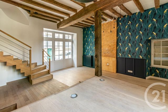Afficher la photo en grand Maison à louer - 8 pièces - 168 m2 - Laval - 53 - PAYS-DE-LOIRE