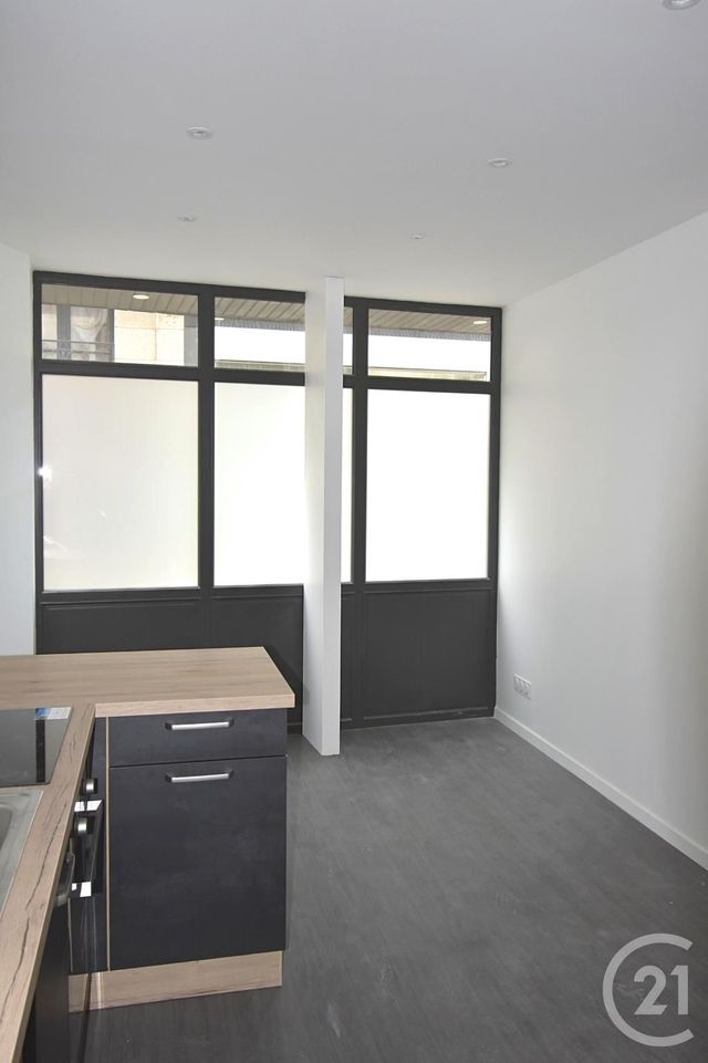 Appartement à louer - 2 pièces - 22,12 m2 - Laval - 53 - PAYS-DE-LOIRE