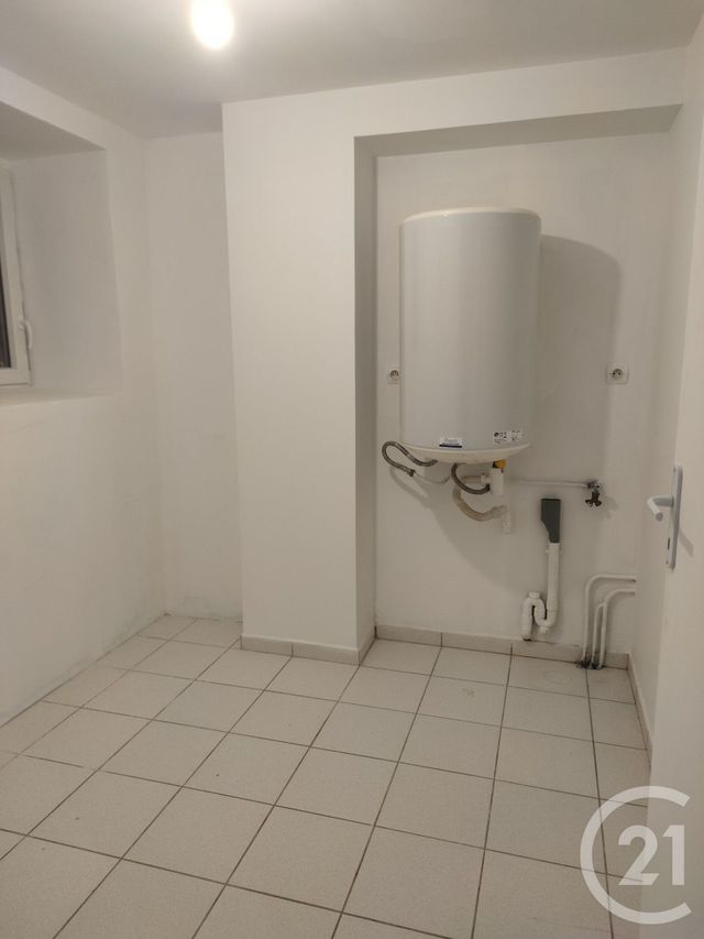 Maison &agrave; louer - 3 pi&egrave;ces - 49,47 m2 - Port Brillet - 53 - PAYS-DE-LOIRE