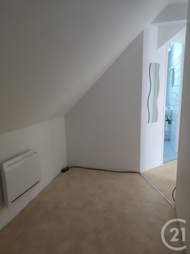 Maison &agrave; louer - 3 pi&egrave;ces - 49,47 m2 - Port Brillet - 53 - PAYS-DE-LOIRE