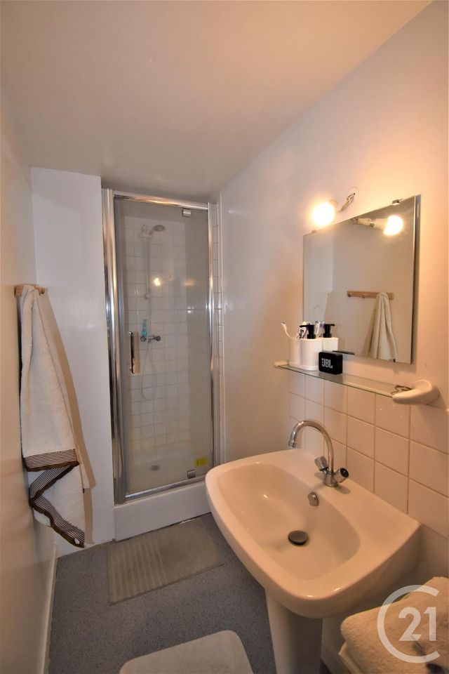 Appartement T2 à louer - 2 pièces - 30 m2 - Laval - 53 - PAYS-DE-LOIRE