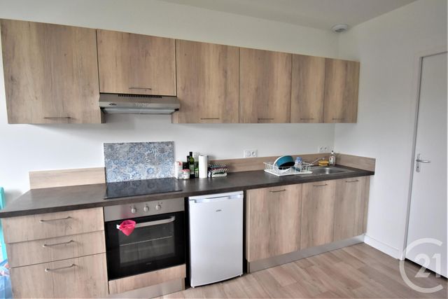 Appartement T2 &agrave; louer - 2 pi&egrave;ces - 40,95 m2 - Laval - 53 - PAYS-DE-LOIRE