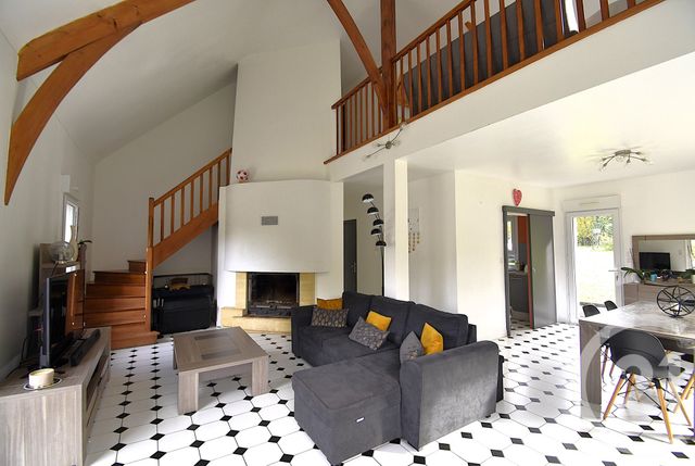 Maison à vendre - 7 pièces - 208 m2 - Andouille - 53 - PAYS-DE-LOIRE