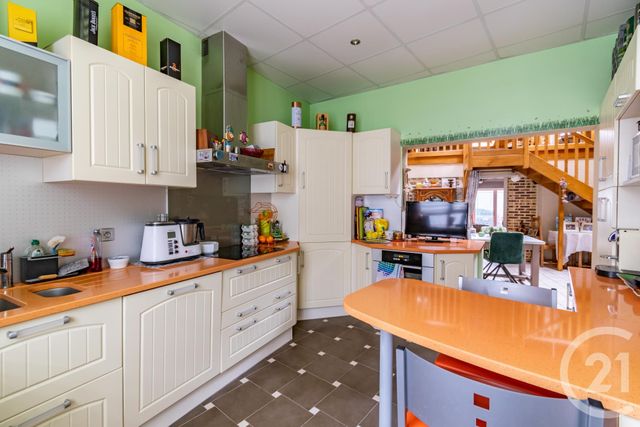 Maison à vendre - 8 pièces - 221 m2 - Mayenne - 53 - PAYS-DE-LOIRE