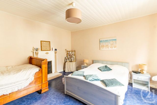 Maison à vendre - 8 pièces - 221 m2 - Mayenne - 53 - PAYS-DE-LOIRE