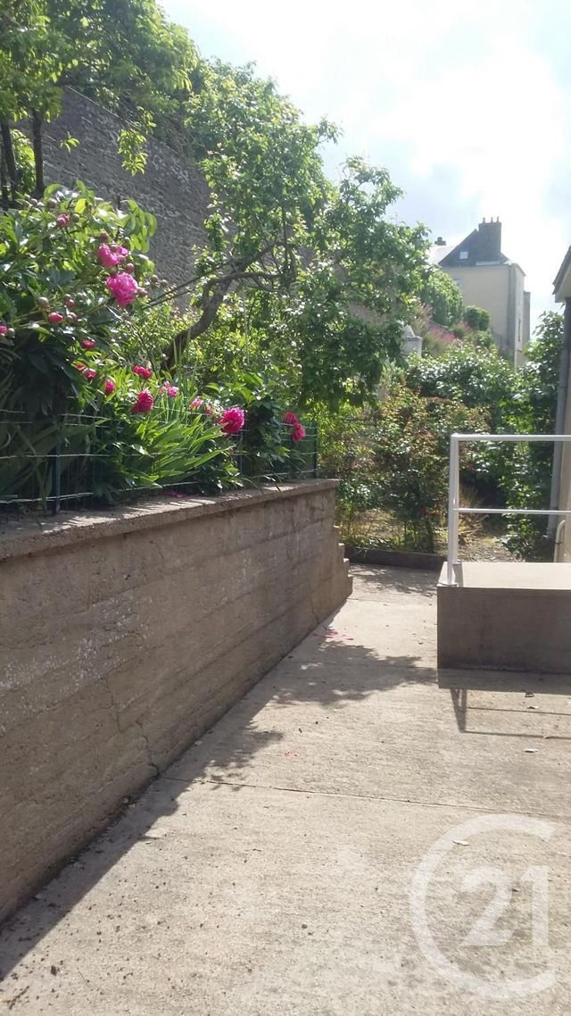 Maison à louer - 2 pièces - 27 m2 - Laval - 53 - PAYS-DE-LOIRE