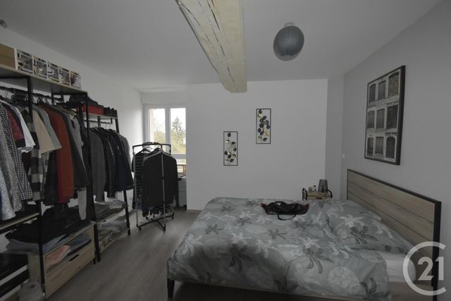Appartement F2 &agrave; louer - 2 pi&egrave;ces - 47 m2 - Cosse Le Vivien - 53 - PAYS-DE-LOIRE