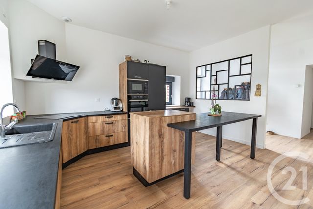 Maison à vendre - 6 pièces - 200 m2 - Bonchamp Les Laval - 53 - PAYS-DE-LOIRE