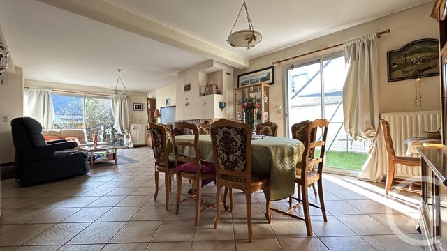maison - L HUISSERIE - 53