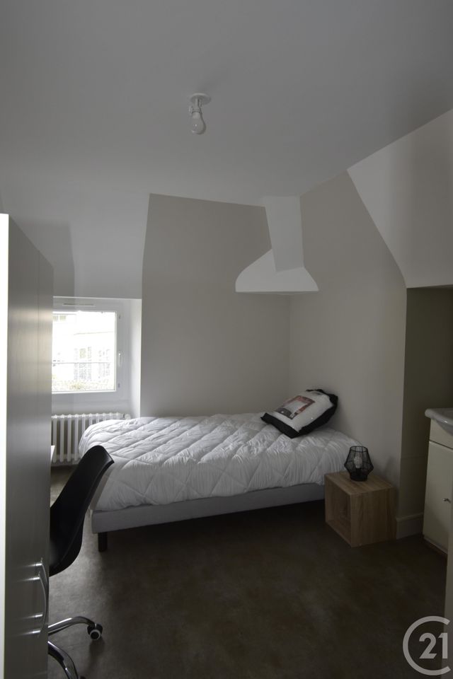 Appartement Chambre à louer - 1 pièce - 13 m2 - Laval - 53 - PAYS-DE-LOIRE