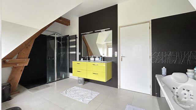 Maison à vendre - 8 pièces - 275 m2 - L Huisserie - 53 - PAYS-DE-LOIRE