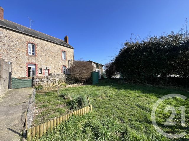 Afficher la photo en grand Maison à vendre - 8 pièces - 122 m2 - St Pierre La Cour - 53 - PAYS-DE-LOIRE