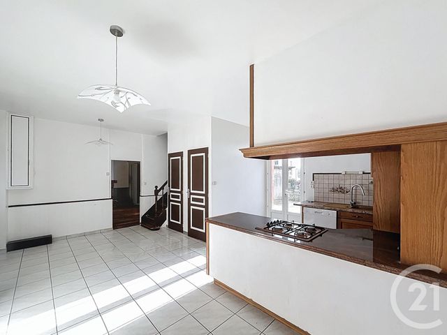 Maison &agrave; vendre - 8 pi&egrave;ces - 122 m2 - St Pierre La Cour - 53 - PAYS-DE-LOIRE