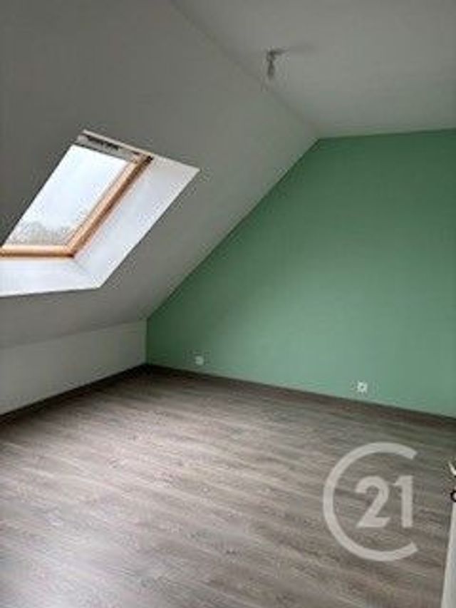 Maison &agrave; louer - 4 pi&egrave;ces - 100,75 m2 - Force - 53 - PAYS-DE-LOIRE