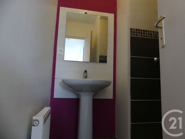 Maison &agrave; louer - 4 pi&egrave;ces - 100,75 m2 - Force - 53 - PAYS-DE-LOIRE
