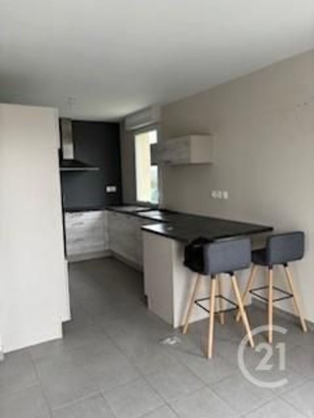 Maison &agrave; louer - 4 pi&egrave;ces - 100,75 m2 - Force - 53 - PAYS-DE-LOIRE