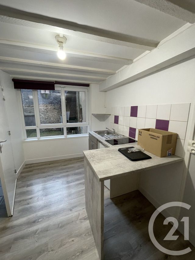 Appartement Studio &agrave; louer - 1 pi&egrave;ce - 20,30 m2 - Laval - 53 - PAYS-DE-LOIRE