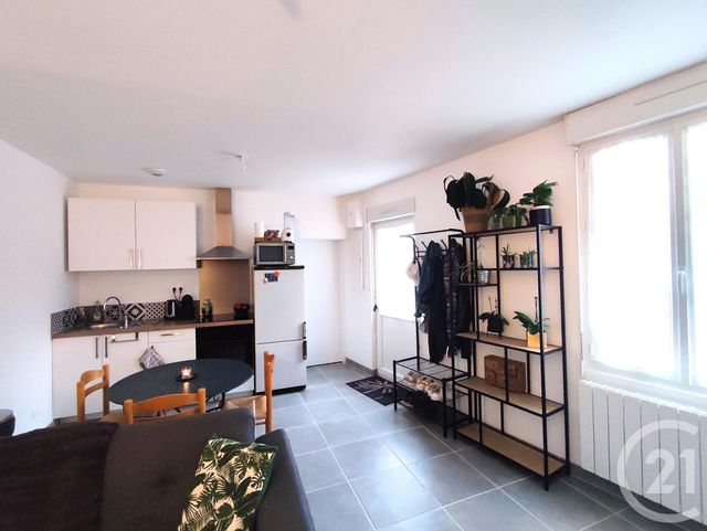 Appartement à louer - 2 pièces - 35 m2 - Astille - 53 - PAYS-DE-LOIRE