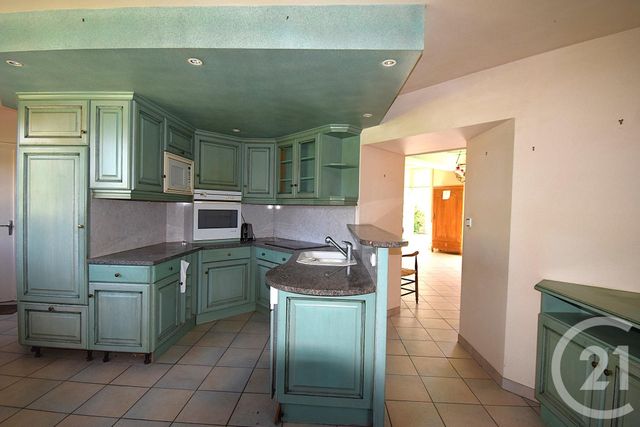 Afficher la photo en grand Maison à vendre - 7 pièces - 240 m2 - Vaiges - 53 - PAYS-DE-LOIRE