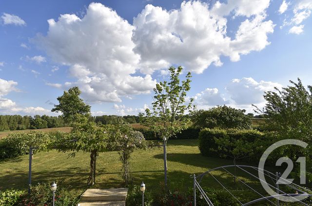 Afficher la photo en grand Maison à vendre - 6 pièces - 164 m2 - Laval - 53 - PAYS-DE-LOIRE