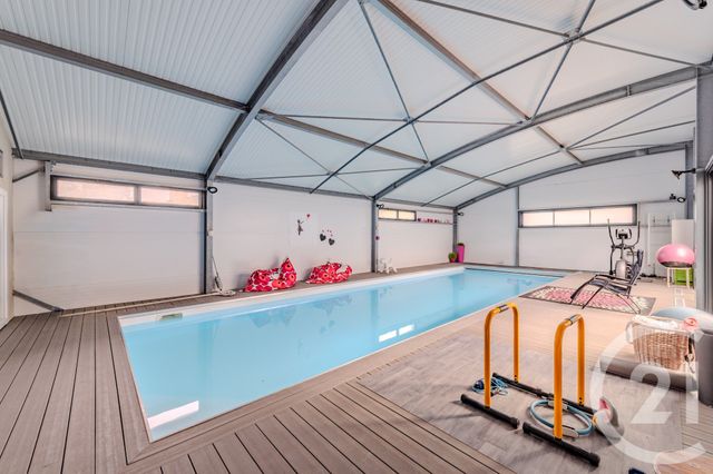 Maison à vendre - 7 pièces - 331,88 m2 - Laval - 53 - PAYS-DE-LOIRE