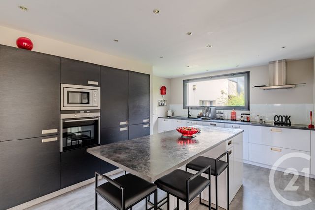 Maison à vendre - 7 pièces - 331,88 m2 - Laval - 53 - PAYS-DE-LOIRE