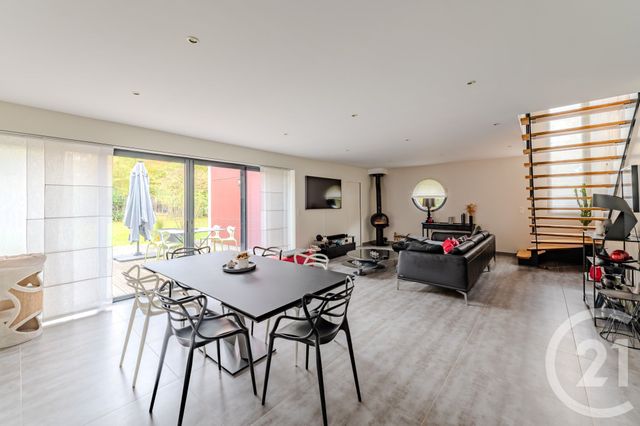 Maison à vendre - 7 pièces - 331,88 m2 - Laval - 53 - PAYS-DE-LOIRE