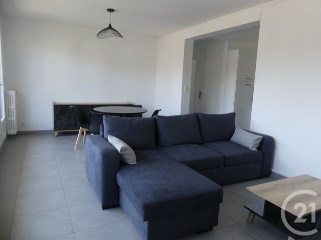 Appartement T3 à louer - 3 pièces - 63 m2 - Laval - 53 - PAYS-DE-LOIRE