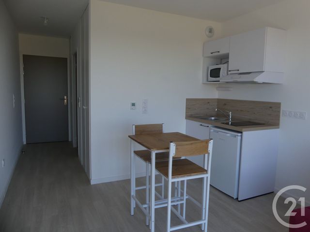Appartement Studio à louer LAVAL