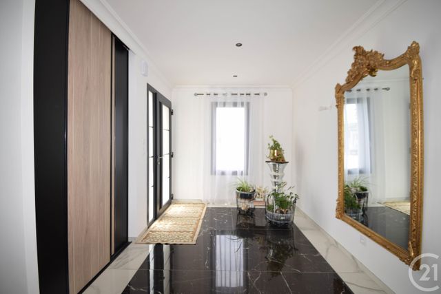 Maison à vendre - 5 pièces - 165,79 m2 - Mayenne - 53 - PAYS-DE-LOIRE