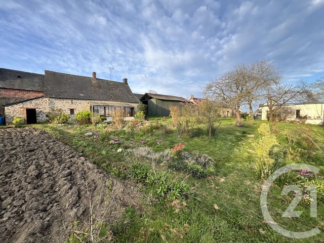 Afficher la photo en grand Maison à vendre - 7 pièces - 134 m2 - St Ouen Des Toits - 53 - PAYS-DE-LOIRE