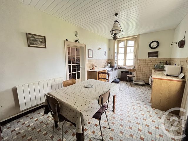 Afficher la photo en grand Maison à vendre - 7 pièces - 134 m2 - St Ouen Des Toits - 53 - PAYS-DE-LOIRE