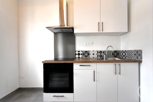 Appartement à louer - 2 pièces - 32,02 m2 - Astille - 53 - PAYS-DE-LOIRE
