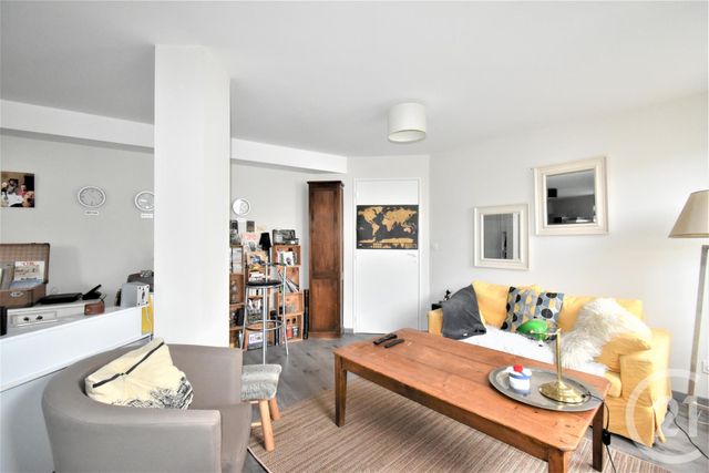 Appartement T3 à louer - 3 pièces - 68 m2 - Laval - 53 - PAYS-DE-LOIRE