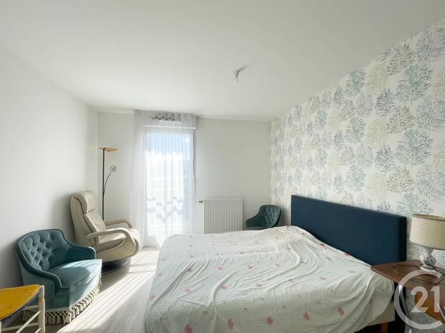 Afficher la photo en grand Appartement T3 à vendre - 4 pièces - 76 m2 - St Berthevin - 53 - PAYS-DE-LOIRE