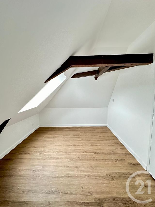 Appartement T2 à louer - 2 pièces - 25,25 m2 - Laval - 53 - PAYS-DE-LOIRE