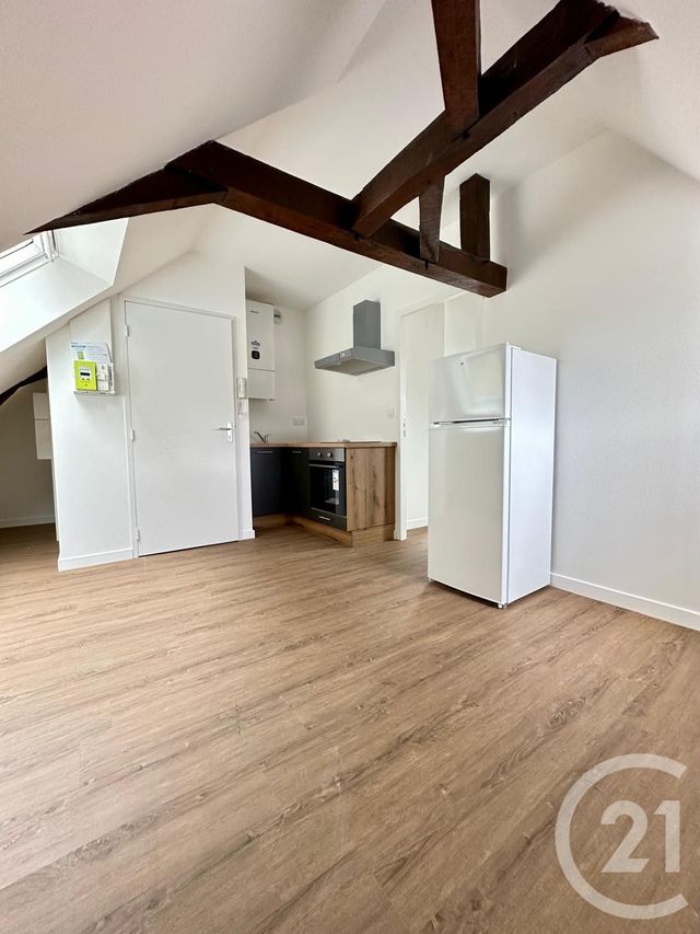 Appartement T2 à louer - 2 pièces - 25,25 m2 - Laval - 53 - PAYS-DE-LOIRE
