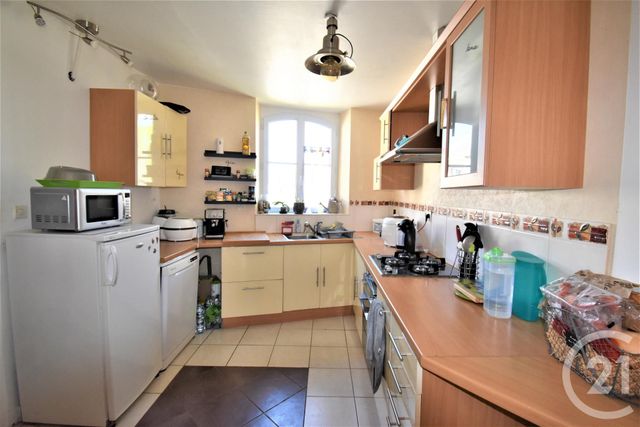 Maison à louer - 5 pièces - 119 m2 - Montjean - 53 - PAYS-DE-LOIRE